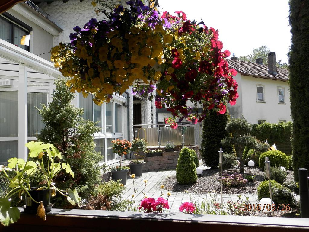 Ferienwohnungen Haus Waltraud Steinwiesen Екстер'єр фото